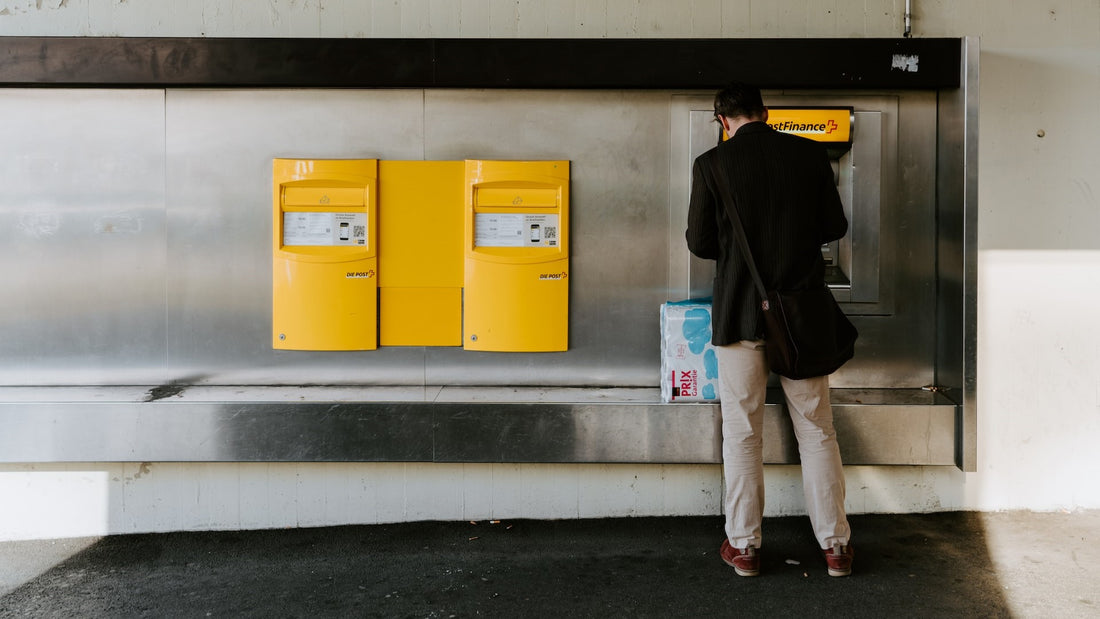 知らなきゃ損!海外キャッシングと外貨両替の違い|海外旅行者向け