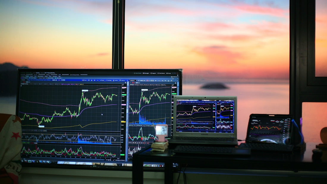 仮想通貨と電子マネーの違いと使い方!キャッシュレス決済の基礎知識