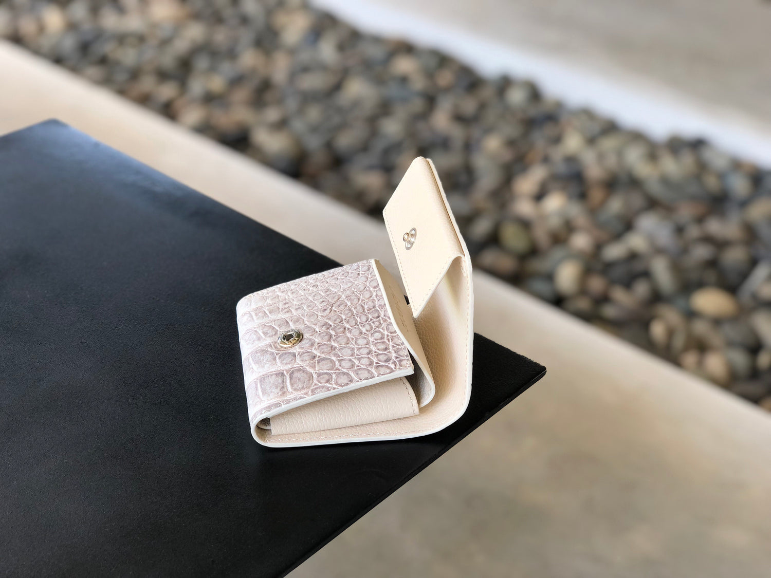 ミニマル二つ折り財布|ヒマラヤ|Shakhnoza