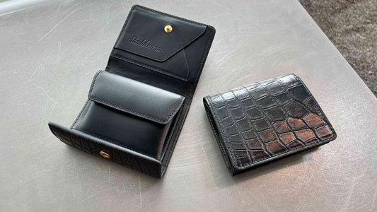 クロコダイル革|折れない三つ折り財布|黒/黒|Shakhnoza