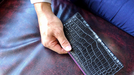 クロコダイル革|薄いミニマル長財布|センター取り|マット加工 黒/紫|Shakhnoza