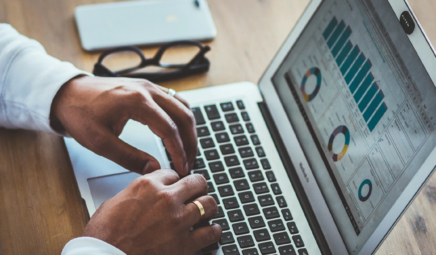 貿易統計からわかるタイ産クロコダイル革プロダクトの希少性